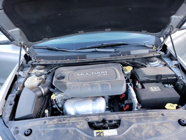 Photo 11 from auction – 2015 CHRYSLER 200 LIMITE with VIN 1C3CCCAB2FN654276