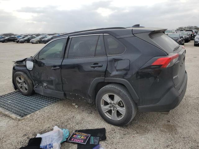 Photo 2 from auction – 2019 TOYOTA RAV4 XLE with VIN JTMW1RFV2KD512403