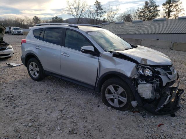 Photo 4 from auction – 2014 TOYOTA RAV4 XLE with VIN JTMRFREV9ED084771