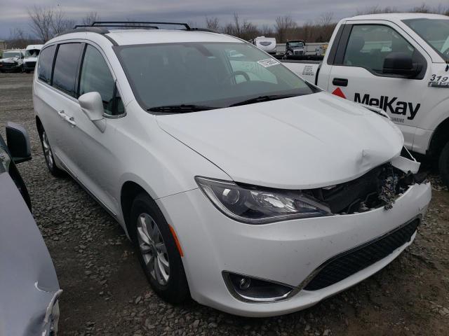 Photo 4 from auction – 2017 CHRYSLER PACIFICA T with VIN 2C4RC1BG3HR846526