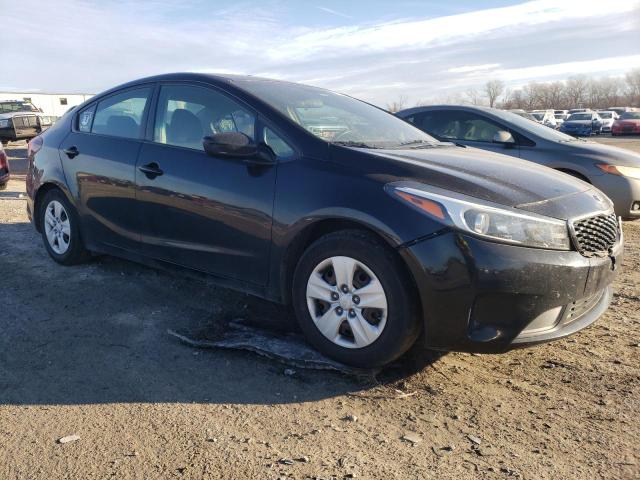Photo 4 from auction – 2017 KIA FORTE LX with VIN 3KPFK4A7XHE088114