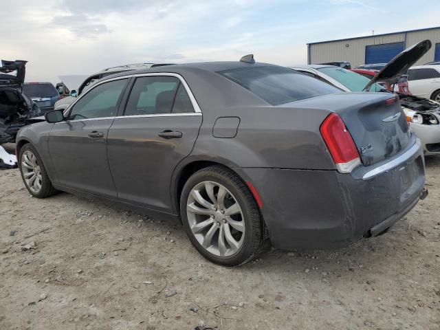 Photo 2 from auction – 2017 CHRYSLER 300 LIMITE with VIN 2C3CCAAG8HH647151