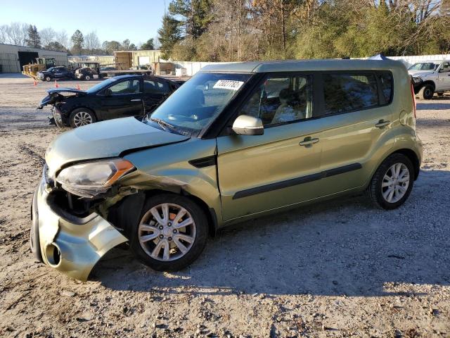 KIA SOUL + 2013 with VIN KNDJT2A6XD7589176 - Photo from auction