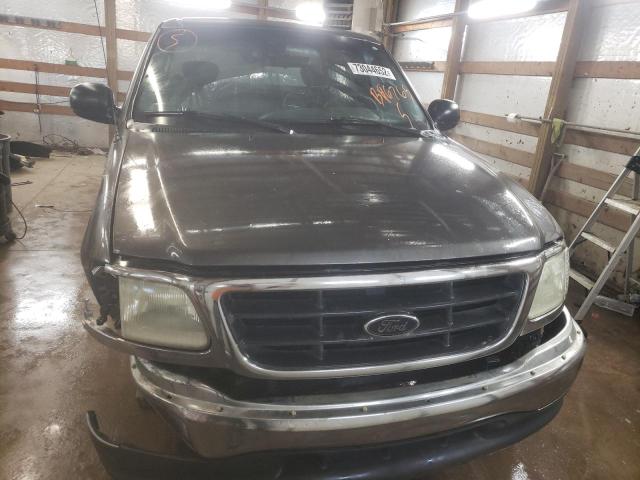 Photo 5 from auction – 2003 FORD F150 with VIN 1FTRX07W53KB96765