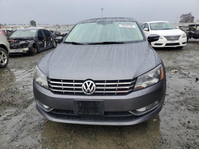Photo 5 from auction – 2015 VOLKSWAGEN PASSAT SEL with VIN 1VWCV7A34FC106746