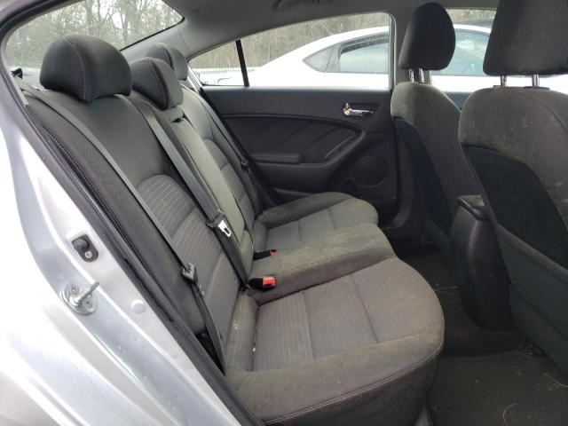 Photo 10 from auction – 2015 KIA FORTE LX with VIN KNAFX4A66F5259195