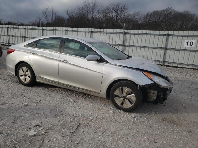 Photo 4 from auction – 2014 HYUNDAI SONATA GLS with VIN 5NPEB4AC0EH806902