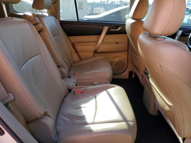 Photo 11 from auction – 2013 TOYOTA HIGHLANDER with VIN 5TDZK3EH0DS132115