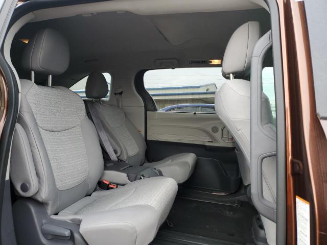 Photo 11 from auction – 2021 TOYOTA SIENNA LE with VIN 5TDKRKEC8MS035269