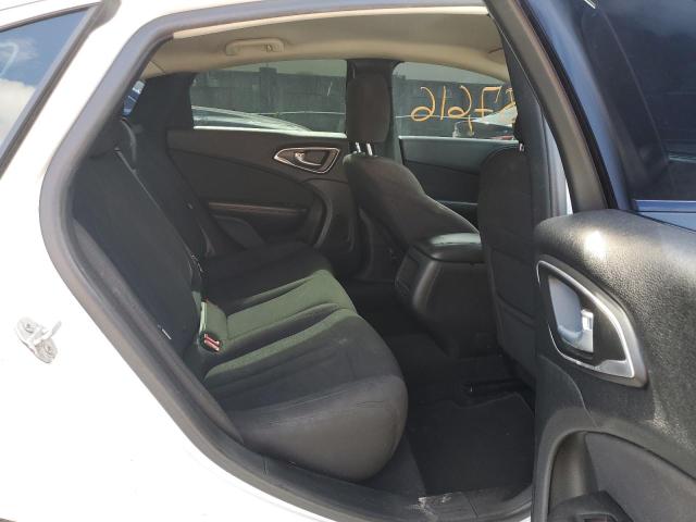 Photo 10 from auction – 2015 CHRYSLER 200 LIMITE with VIN 1C3CCCAB0FN628680