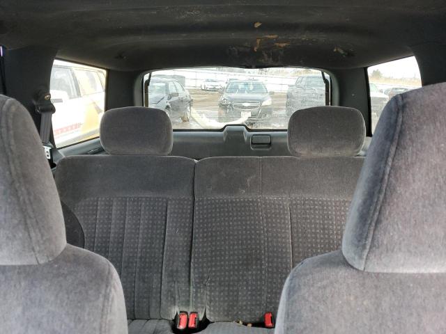 Photo 10 from auction – 2001 CHEVROLET BLAZER with VIN 1GNCS13W11K258831