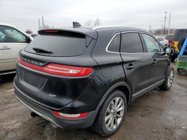 Photo 3 from auction – 2017 LINCOLN MKC SELECT with VIN 5LMCJ2C94HUL34576