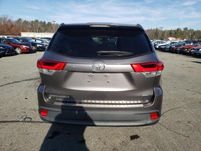 Photo 6 from auction – 2018 TOYOTA HIGHLANDER with VIN 5TDZZRFH6JS244507