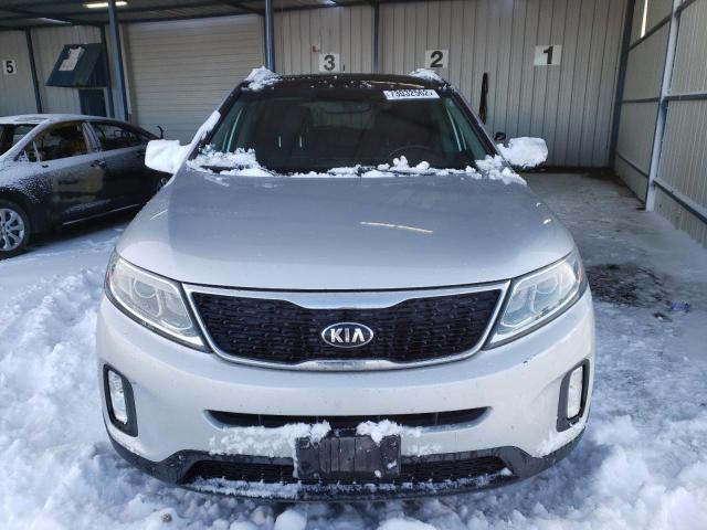Photo 5 from auction – 2015 KIA SORENTO EX with VIN 5XYKUDA74FG601186