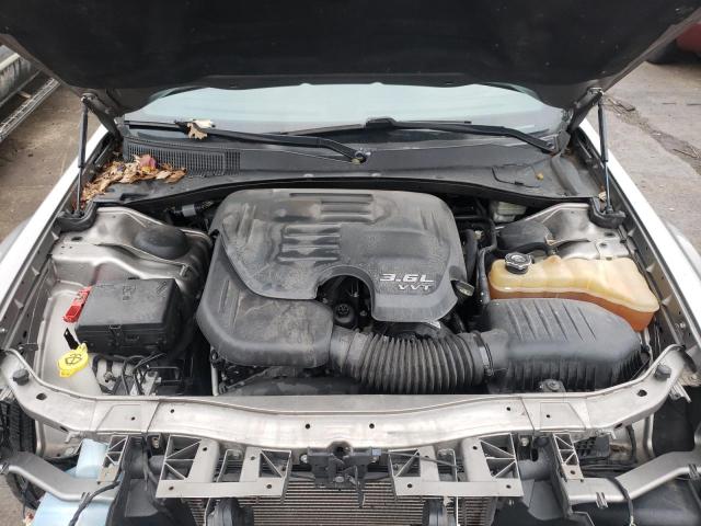Photo 11 from auction – 2014 CHRYSLER 300 with VIN 2C3CCAAG9EH193729
