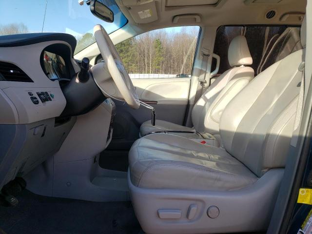 Photo 7 from auction – 2012 TOYOTA SIENNA XLE with VIN 5TDYK3DC2CS254054