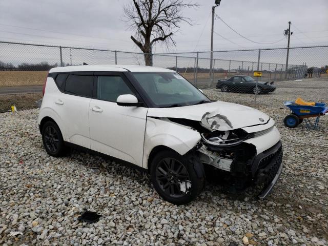 Photo 4 from auction – 2020 KIA SOUL EX with VIN KNDJ33AUXL7718682