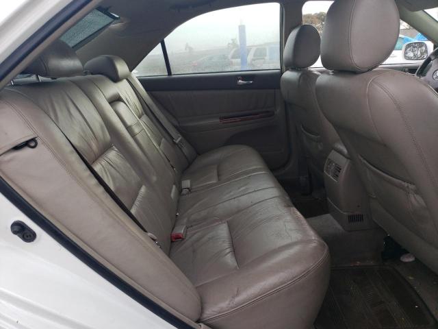 Photo 10 from auction – 2004 TOYOTA CAMRY LE with VIN JTDBF32K940153604