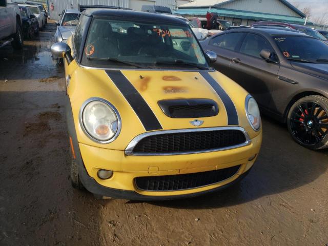 Photo 5 from auction – 2007 MINI COOPER S with VIN WMWMF73537TL86886
