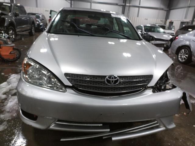 Photo 5 from auction – 2005 TOYOTA CAMRY LE with VIN 4T1BE32K95U391641