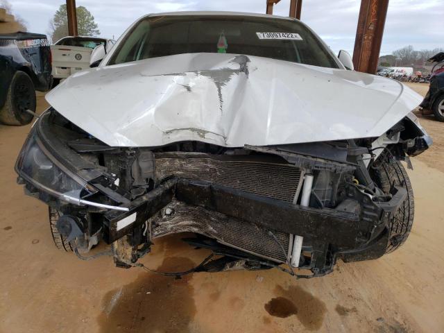 Photo 5 from auction – 2019 HYUNDAI ELANTRA SE with VIN 5NPD74LF2KH484375