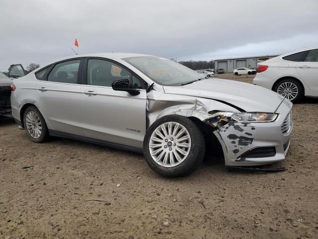 Photo 4 from auction – 2016 FORD FUSION S H with VIN 3FA6P0UU0GR311219