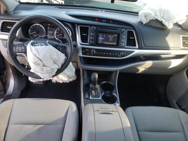 Photo 8 from auction – 2018 TOYOTA HIGHLANDER with VIN 5TDZZRFH6JS244507