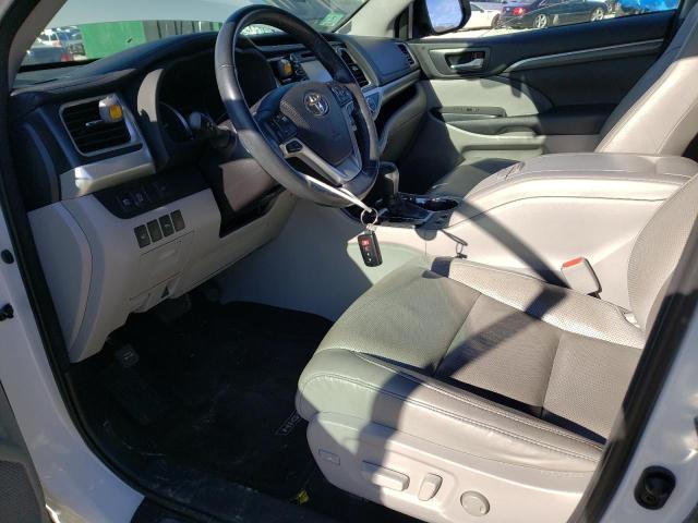 Foto 7 de la subasta – 2017 TOYOTA HIGHLANDER con VIN 5TDDZRFHXHS473566