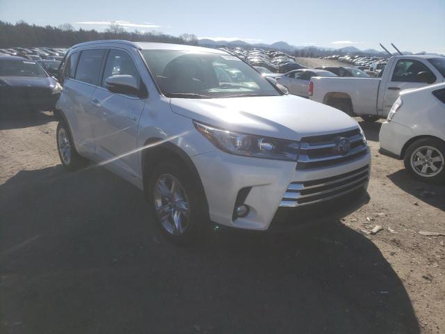 Photo 4 from auction – 2018 TOYOTA HIGHLANDER with VIN 5TDDGRFH2JS049780