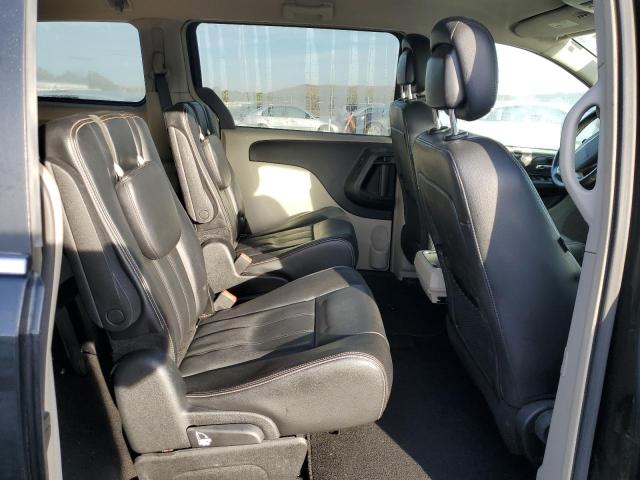 Photo 11 from auction – 2014 CHRYSLER TOWN AND C with VIN 2C4RC1BG1ER402427