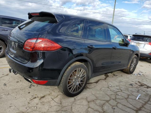 Photo 3 from auction – 2011 PORSCHE CAYENNE S with VIN WP1AE2A2XBLA94311