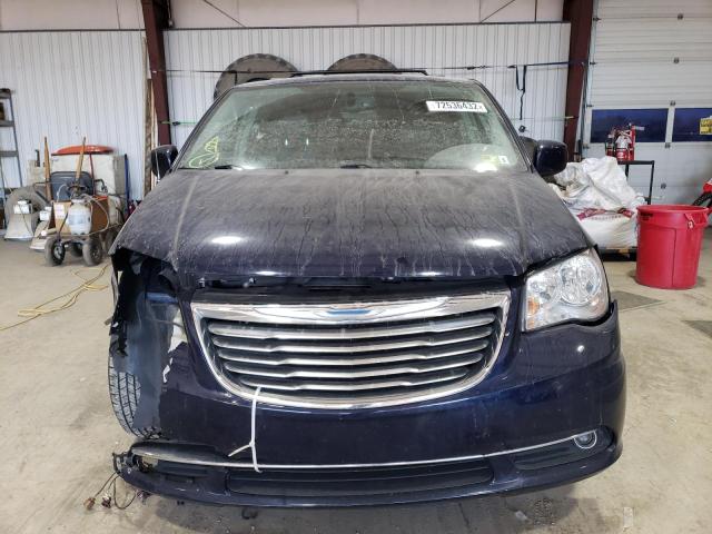 Photo 5 from auction – 2015 CHRYSLER TOWN & COU with VIN 2C4RC1BG8FR626277