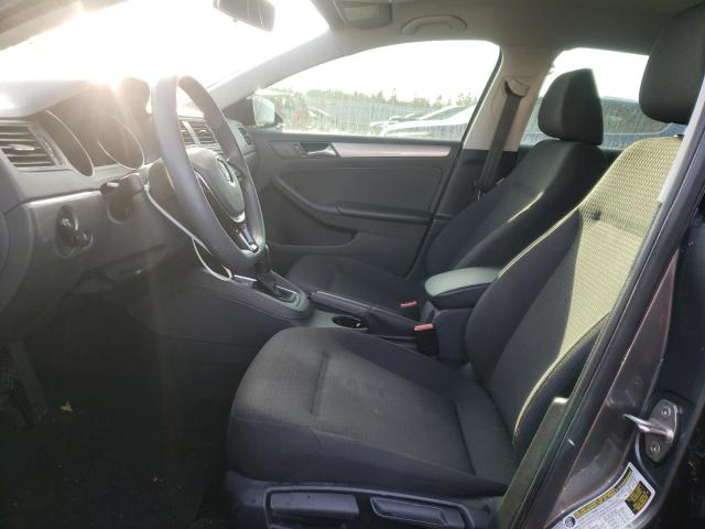 Photo 7 from auction – 2017 VOLKSWAGEN JETTA S with VIN 3VW2B7AJ2HM366048