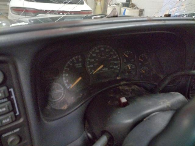 Photo 9 from auction – 2002 CHEVROLET AVALANCHE with VIN 3GNEK13T82G327277