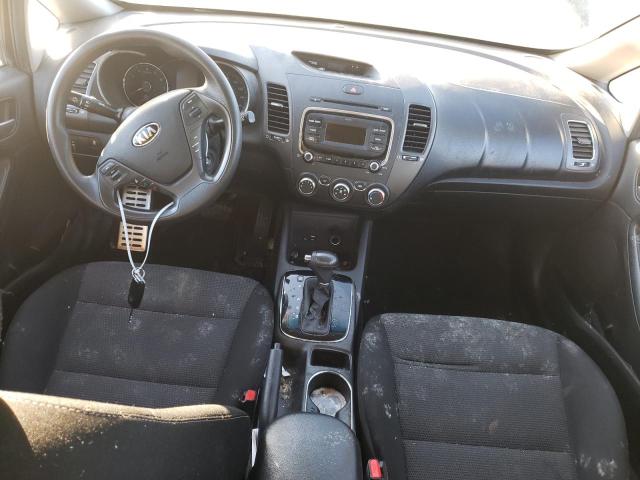 Photo 8 from auction – 2017 KIA FORTE LX with VIN 3KPFK4A7XHE088114
