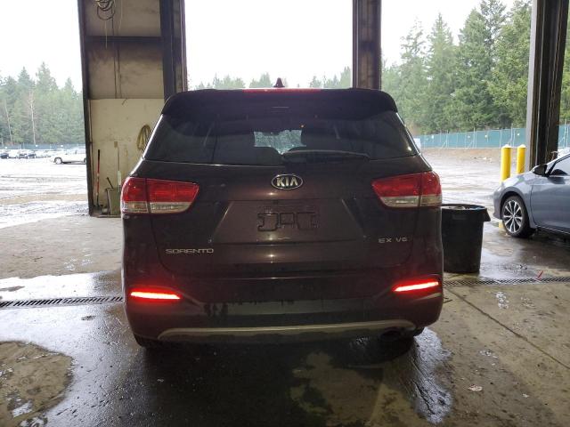 Foto 6 de la subasta – 2016 KIA SORENTO EX con VIN 5XYPHDA53GG077488
