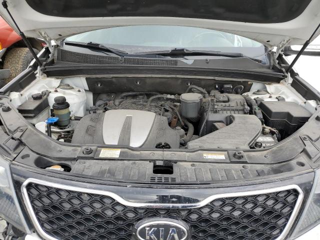 Photo 12 from auction – 2012 KIA SORENTO SX with VIN 5XYKWDA27CG280836