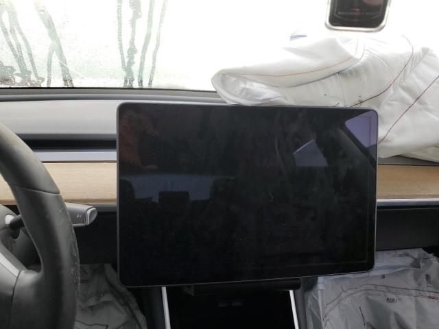 Photo 9 from auction – 2018 TESLA MODEL 3 with VIN 5YJ3E1EA2JF040525