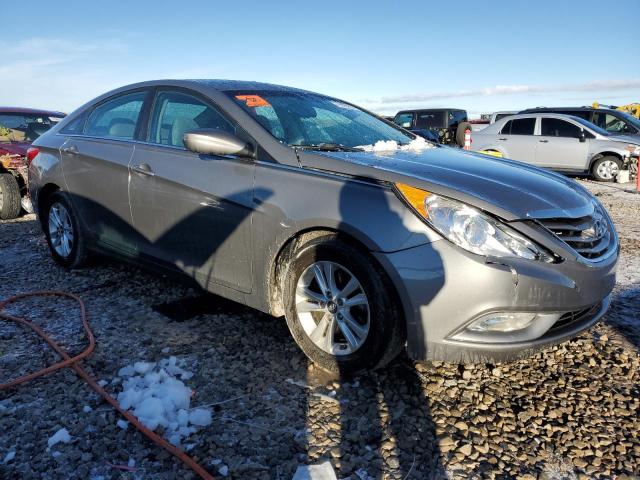 Photo 4 from auction – 2013 HYUNDAI SONATA GLS with VIN 5NPEB4AC5DH790002
