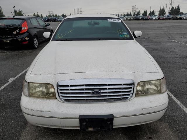 Photo 5 from auction – 2000 FORD CROWN VICT with VIN 2FAFP74W9YX204960