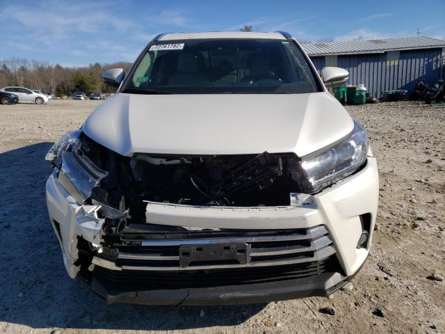 Foto 5 de la subasta – 2017 TOYOTA HIGHLANDER con VIN 5TDDZRFHXHS473566