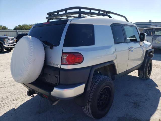 Photo 3 from auction – 2007 TOYOTA FJ CRUISER with VIN JTEBU11F870059633