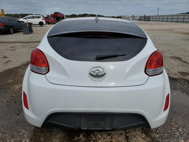 Photo 6 from auction – 2017 HYUNDAI VELOSTER with VIN KMHTC6AD4HU313271