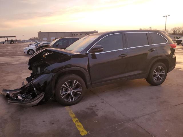 TOYOTA HIGHLANDER 2019 with VIN 5TDZARFH5KS059860 - Photo from auction