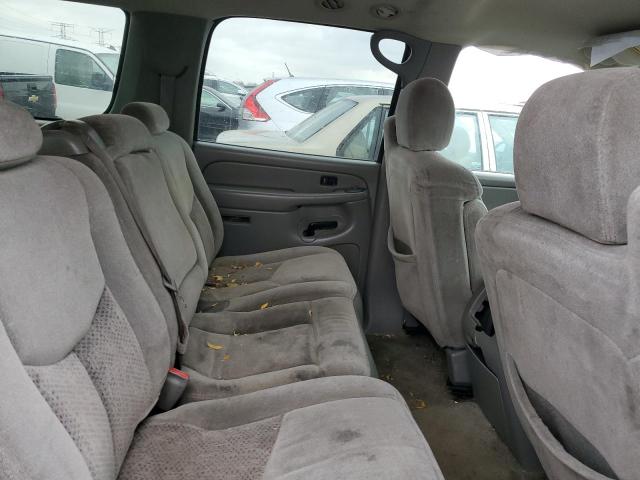 Photo 11 from auction – 2004 CHEVROLET SUBURBAN with VIN 1GNFK16Z34J153527