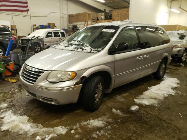 CHRYSLER TOWN & COU 2005 with VIN 2C8GP64L75R136994 - Photo from auction