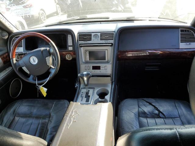 Photo 8 from auction – 2006 LINCOLN NAVIGATOR with VIN 5LMFU28506LJ23226