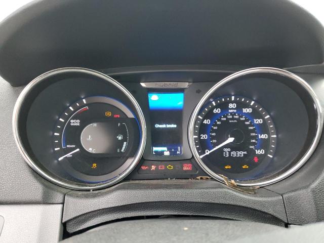 Photo 9 from auction – 2015 HYUNDAI SONATA HYB with VIN KMHEC4A42FA133850