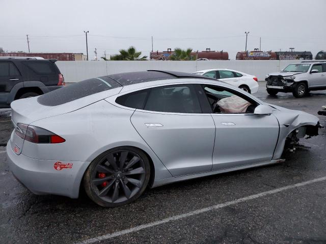 Photo 3 from auction – 2016 TESLA MODEL S with VIN 5YJSA1E44GF175211