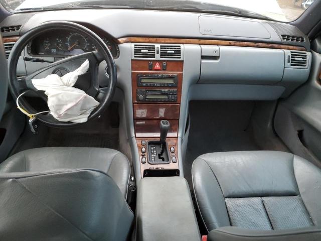 Photo 8 from auction – 1998 MERCEDES-BENZ E 320 with VIN WDBJF65F3WA594121
